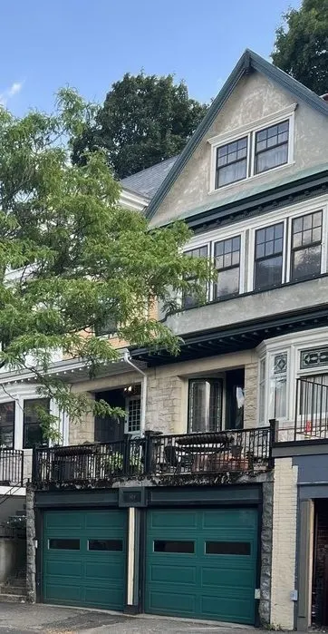 684 Washington St #1, Brookline