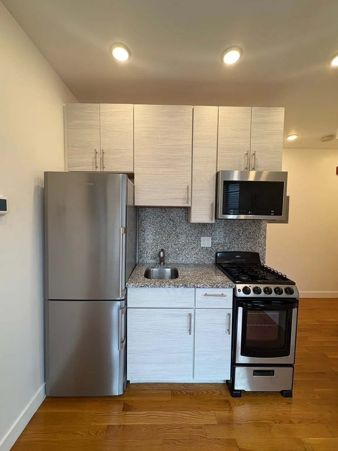 16 Fifth Street #10, Chelsea