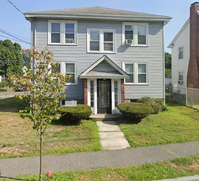 62 Willow Ave #2, Quincy