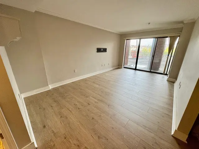 15 N Beacon St #104
