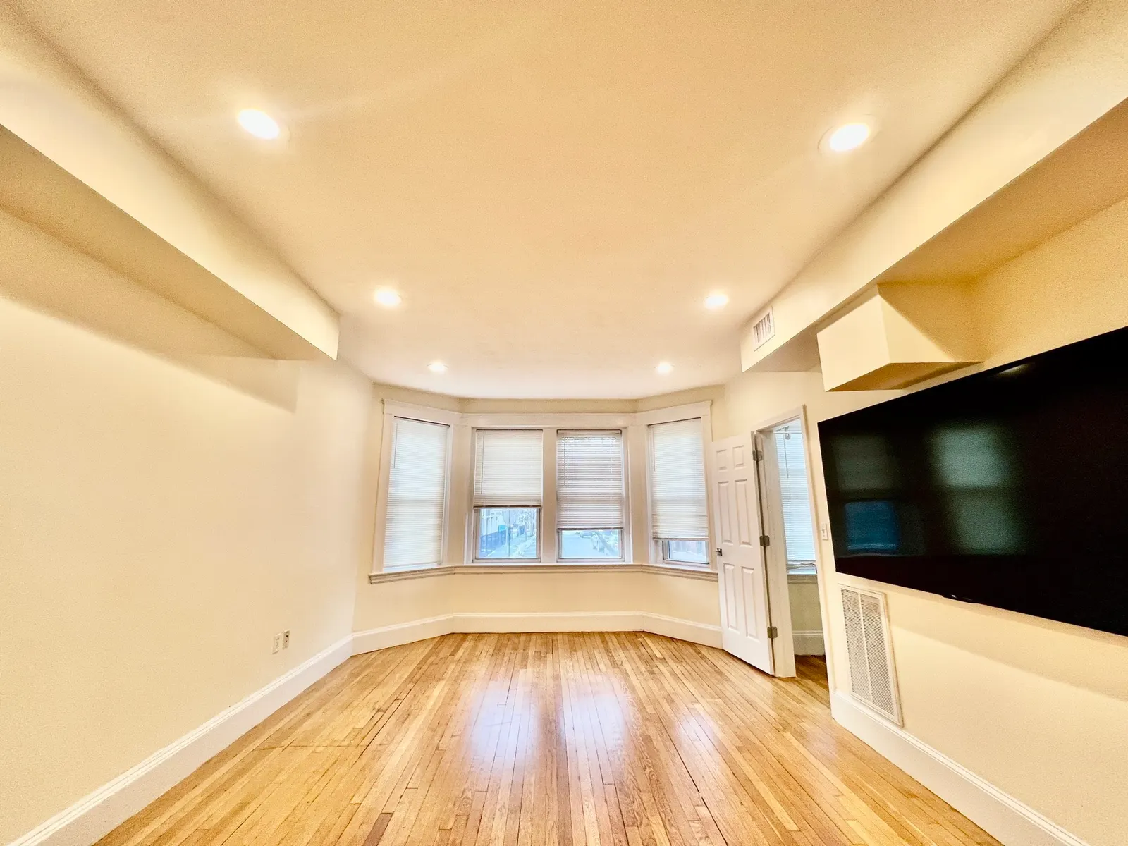 69 Babcock St #1, Brookline