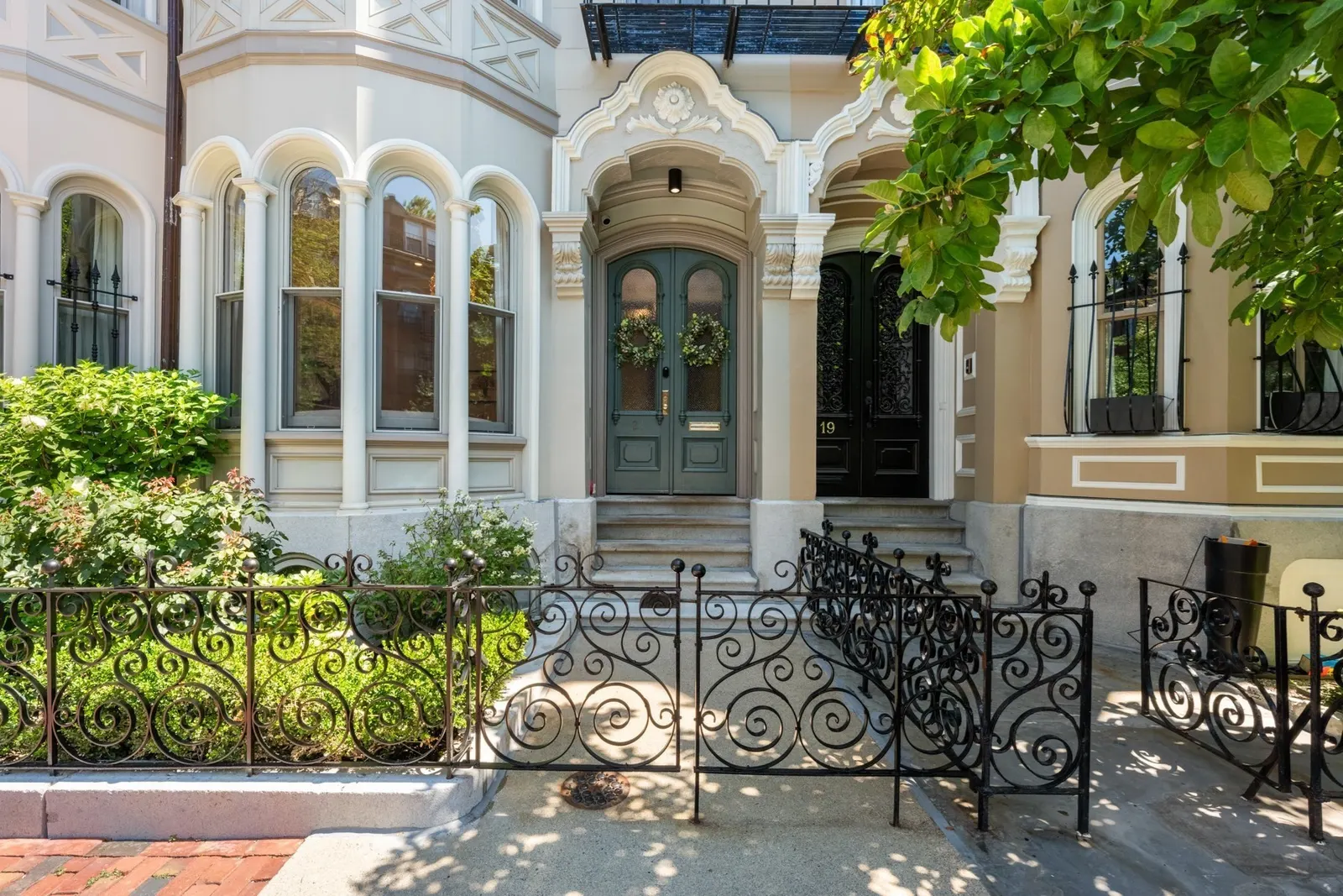 21 Rutland Square, Boston
