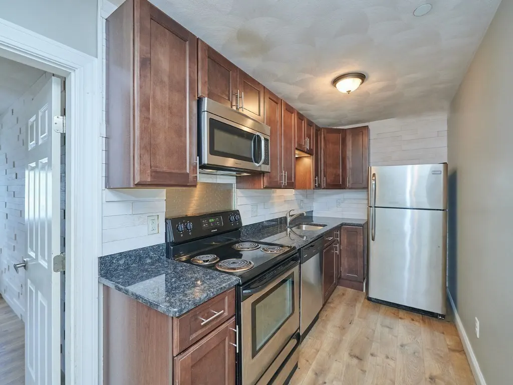 132 Dolphin Ave #3, Revere