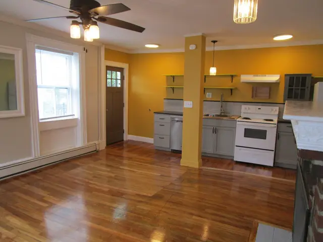 216 Irving Street #2