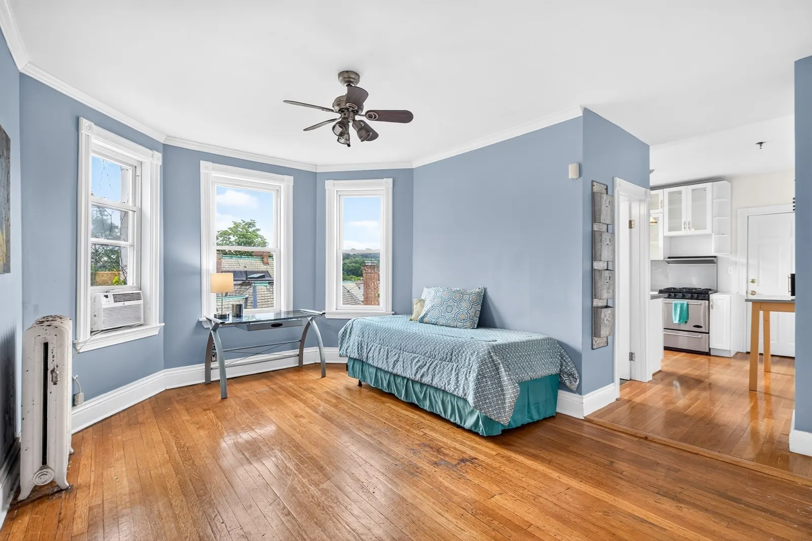 70 Strathmore Road #10B, Boston