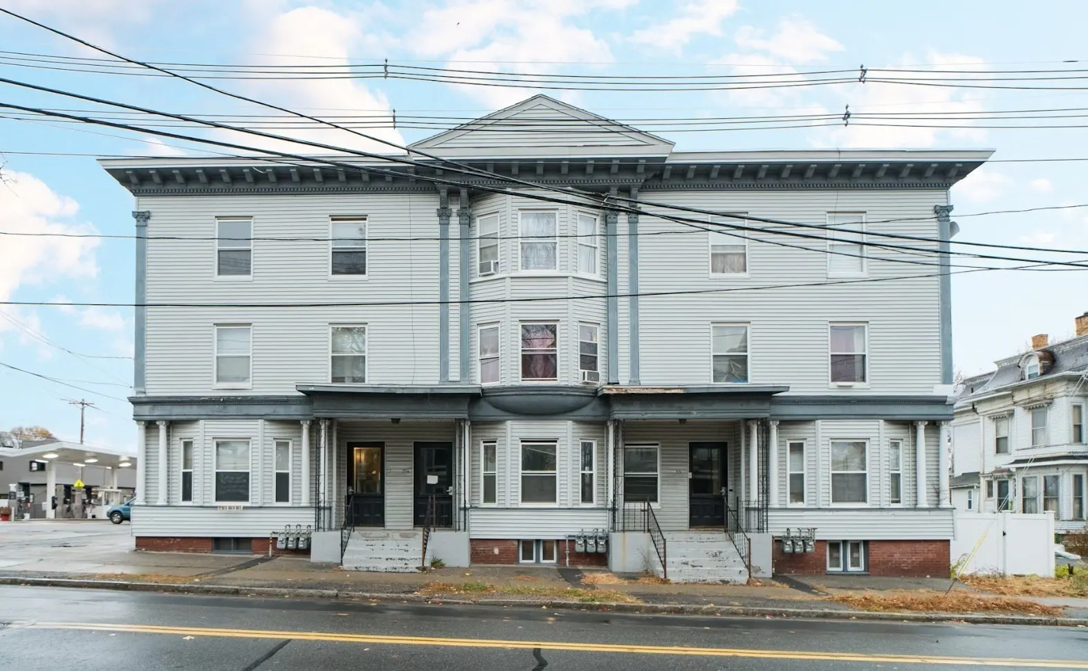 55 Pleasant St, Marlborough