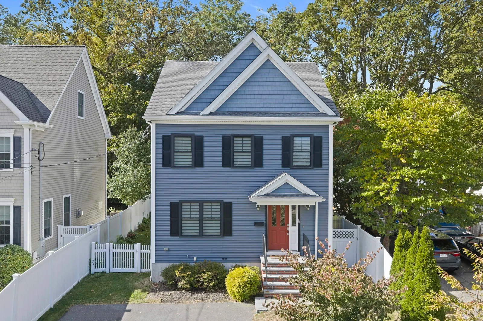 12 Arcadia Ave, Waltham