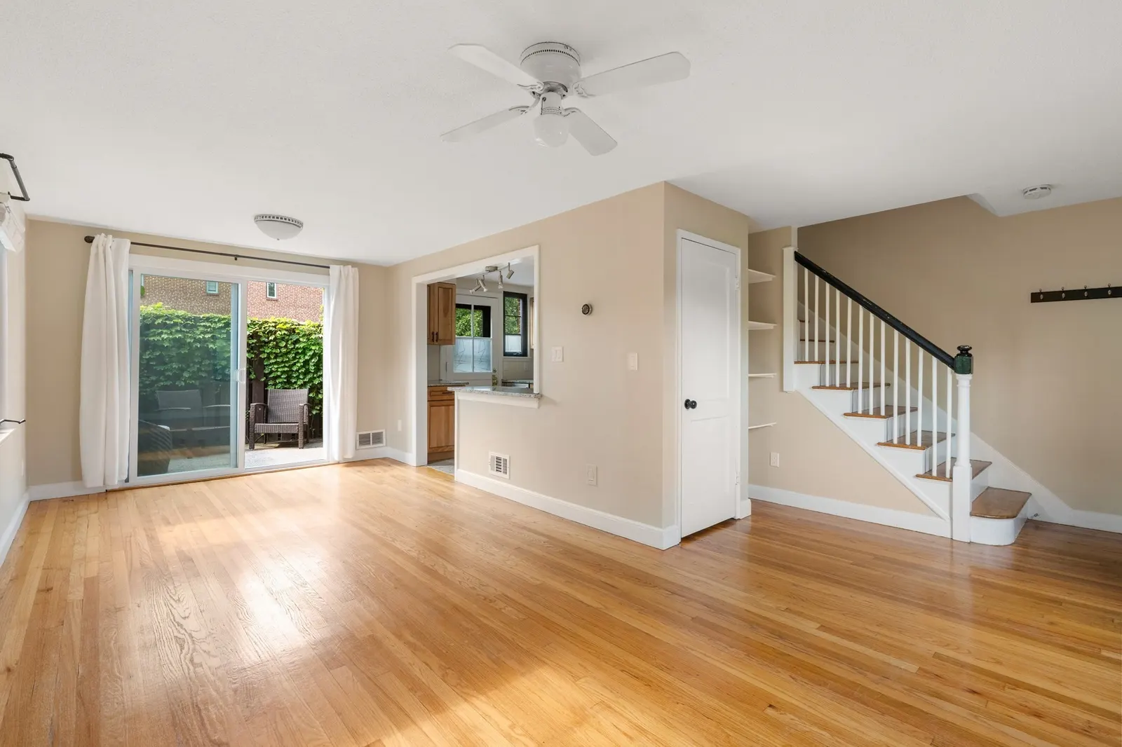 956 Belmont #956, Watertown