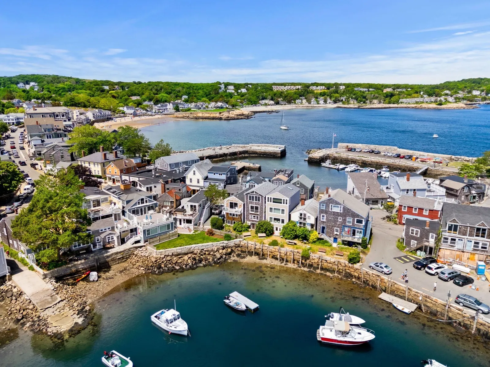 15 High St #D, Rockport