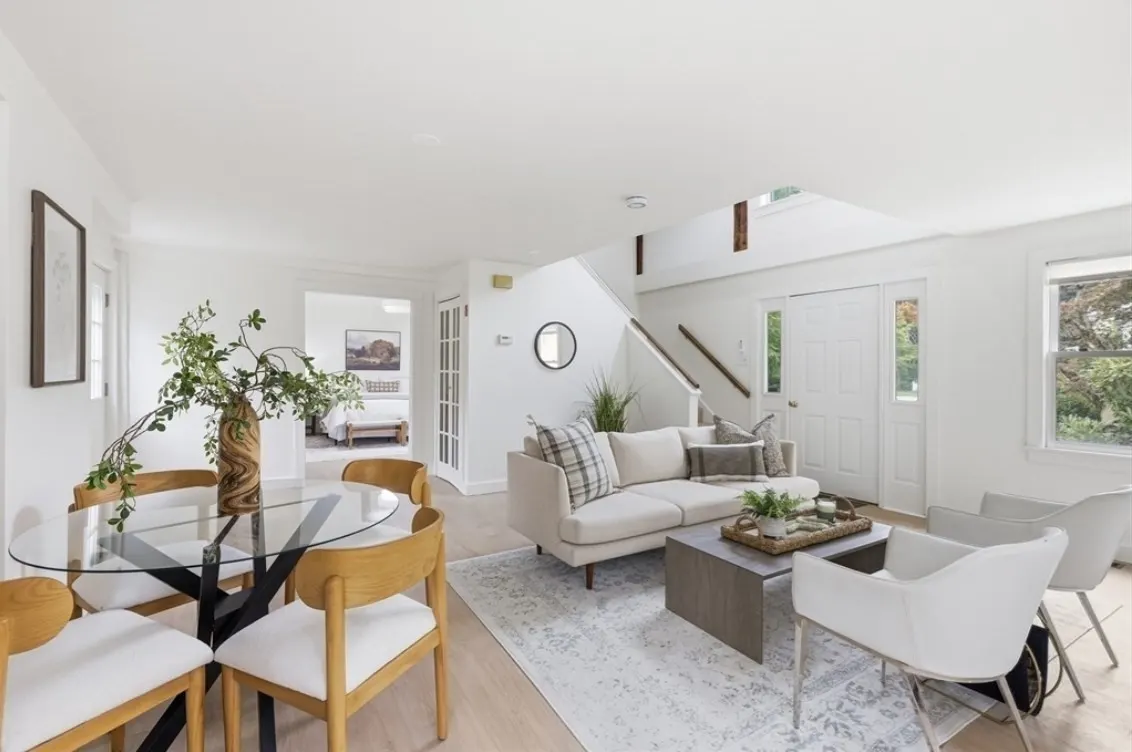 362 King St #1, Littleton