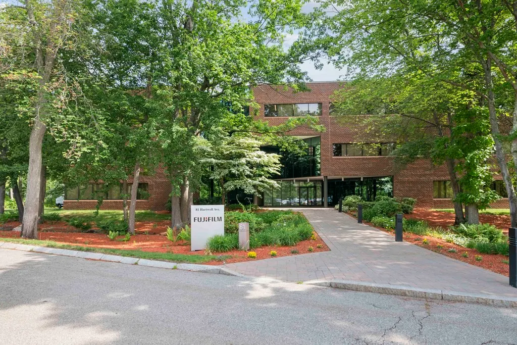 81 Hartwell Avenue, Lexington