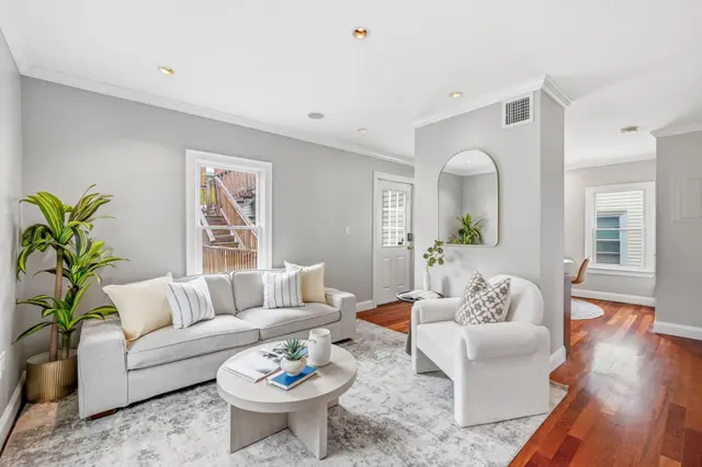 11 Parker St #2