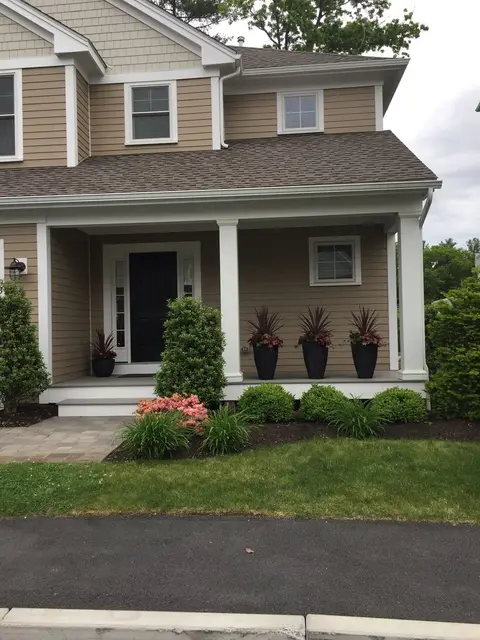900 Greendale #3