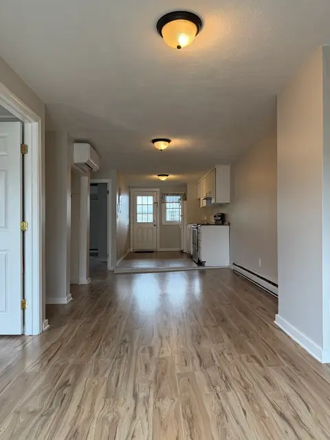 460 Meridan #C