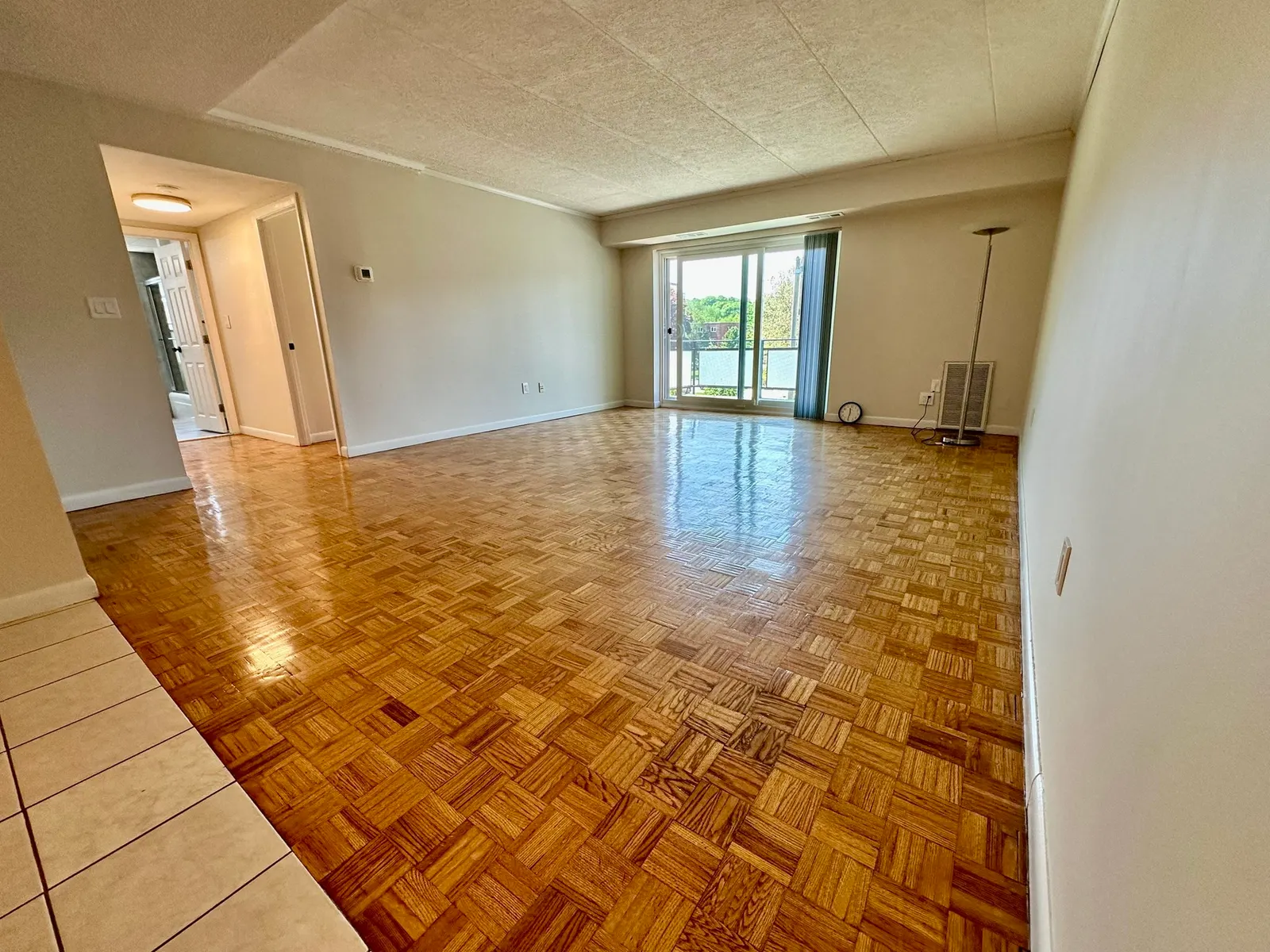 44 Broadlawn Park #22A, Newton