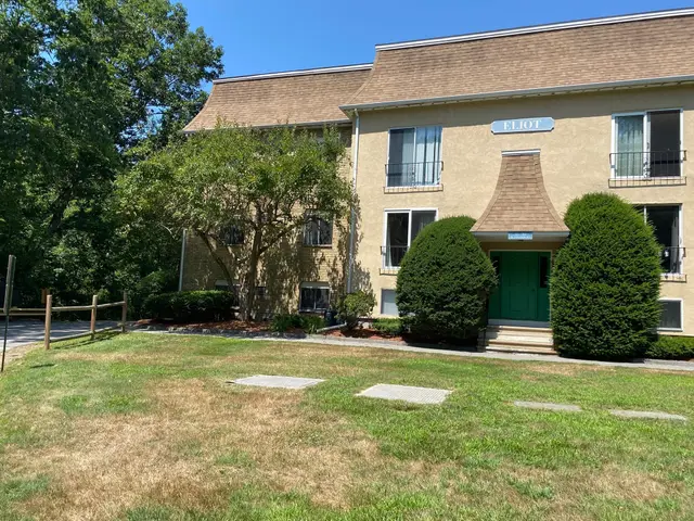 176 Swanson Rd #306
