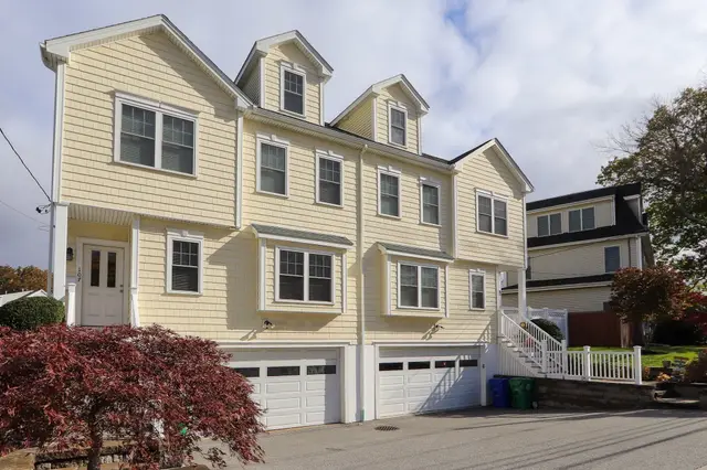 105-107 North St #105