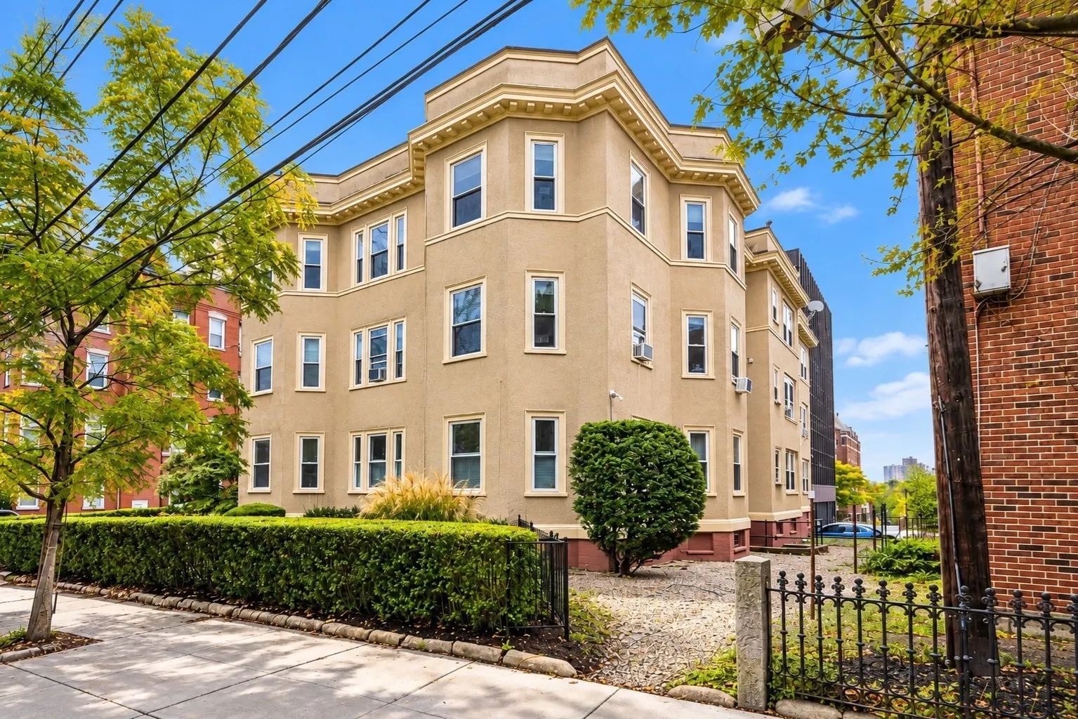 22 Centre St #3, Cambridge
