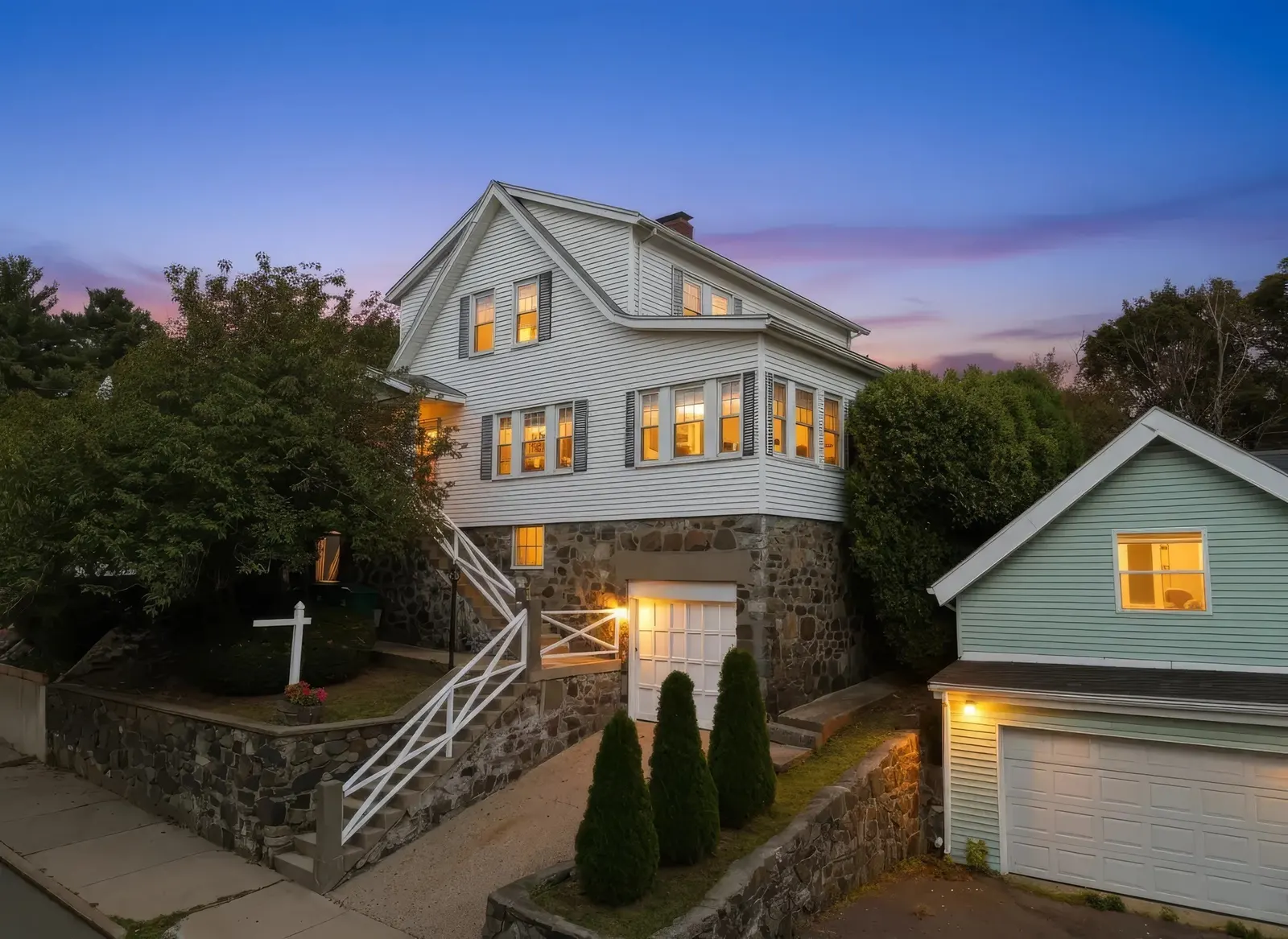 227 Fulton St, Medford