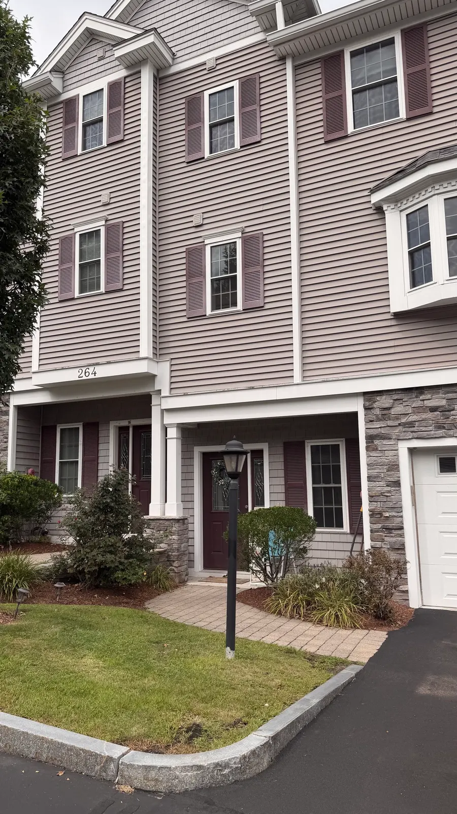 264 Winn St #B, Burlington