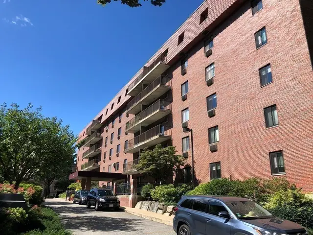 135 Pleasant St #307