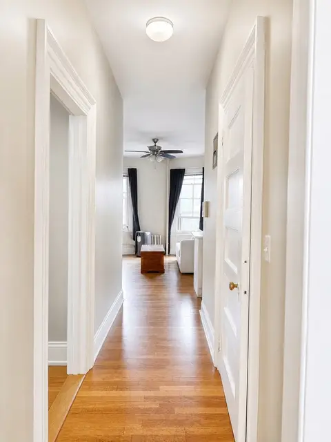 244 Beacon St #3C