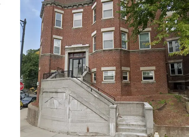 1725 Commonwealth #6