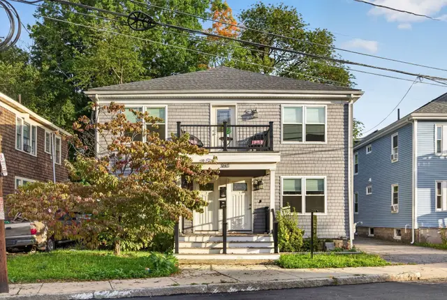 360 Harvard St