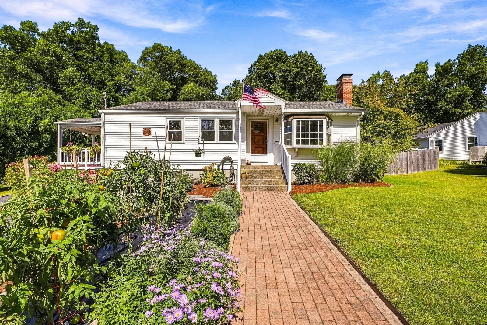 218 Myrtle St, Ashland