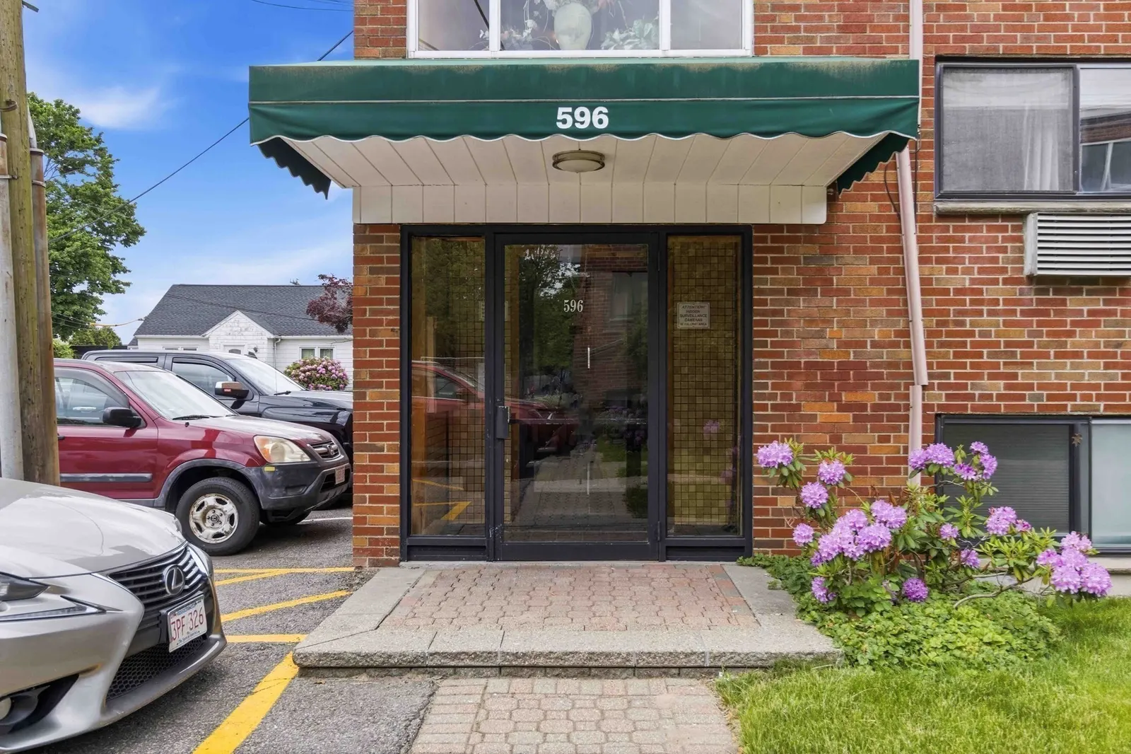 596 American Legion Hwy #3, Boston
