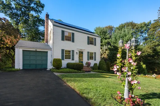 32 Mount Ida Rd