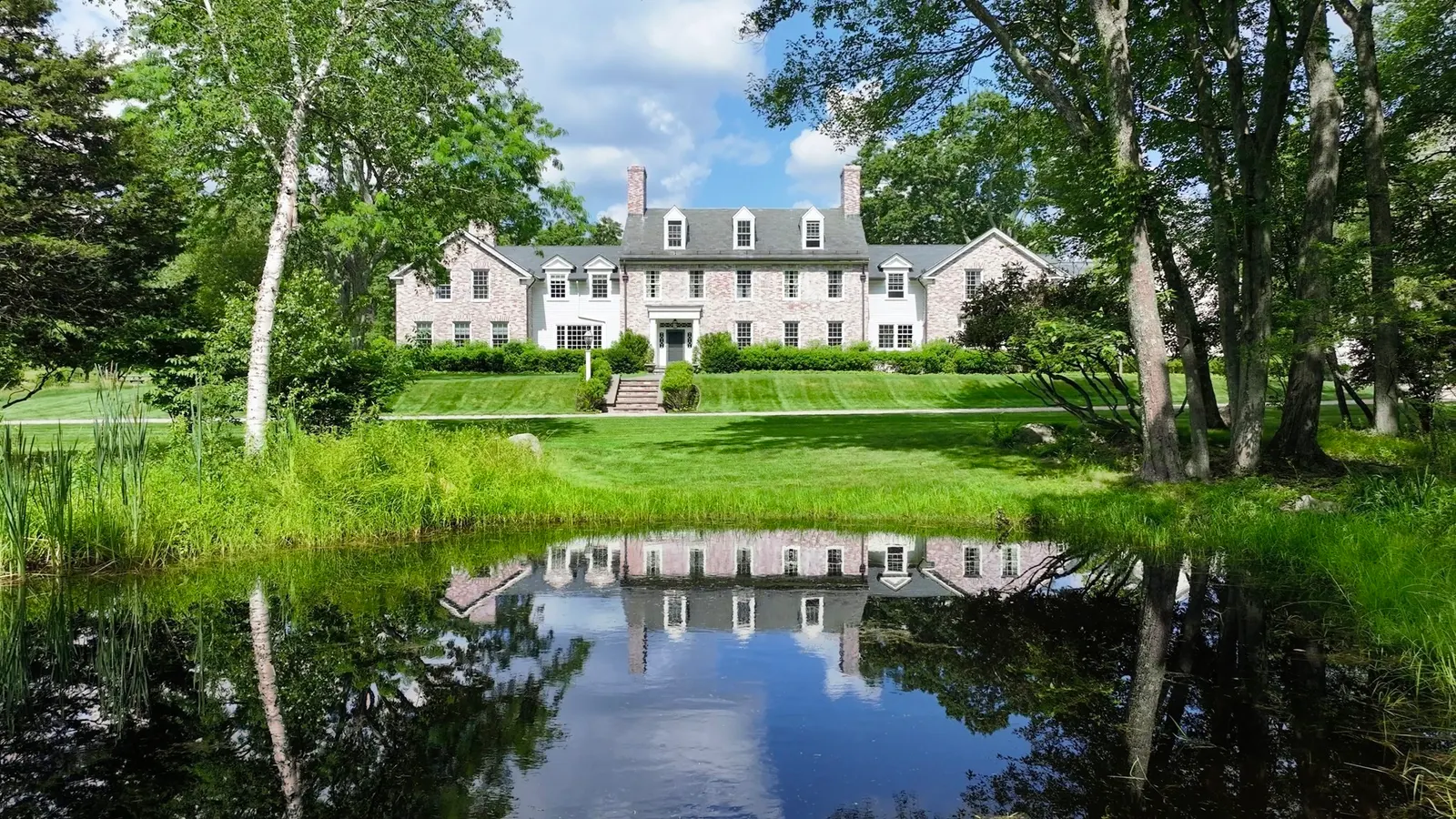 401 Sandy Valley Rd, Westwood