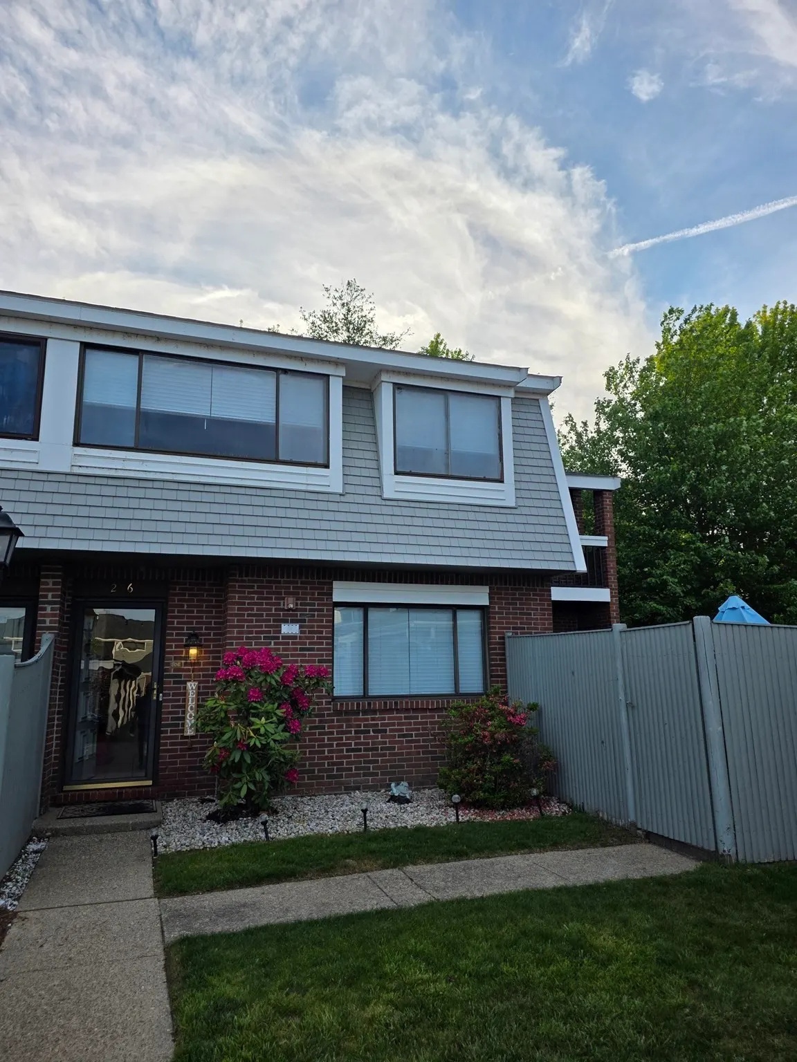206 Greenbrook Dr #206, Stoughton