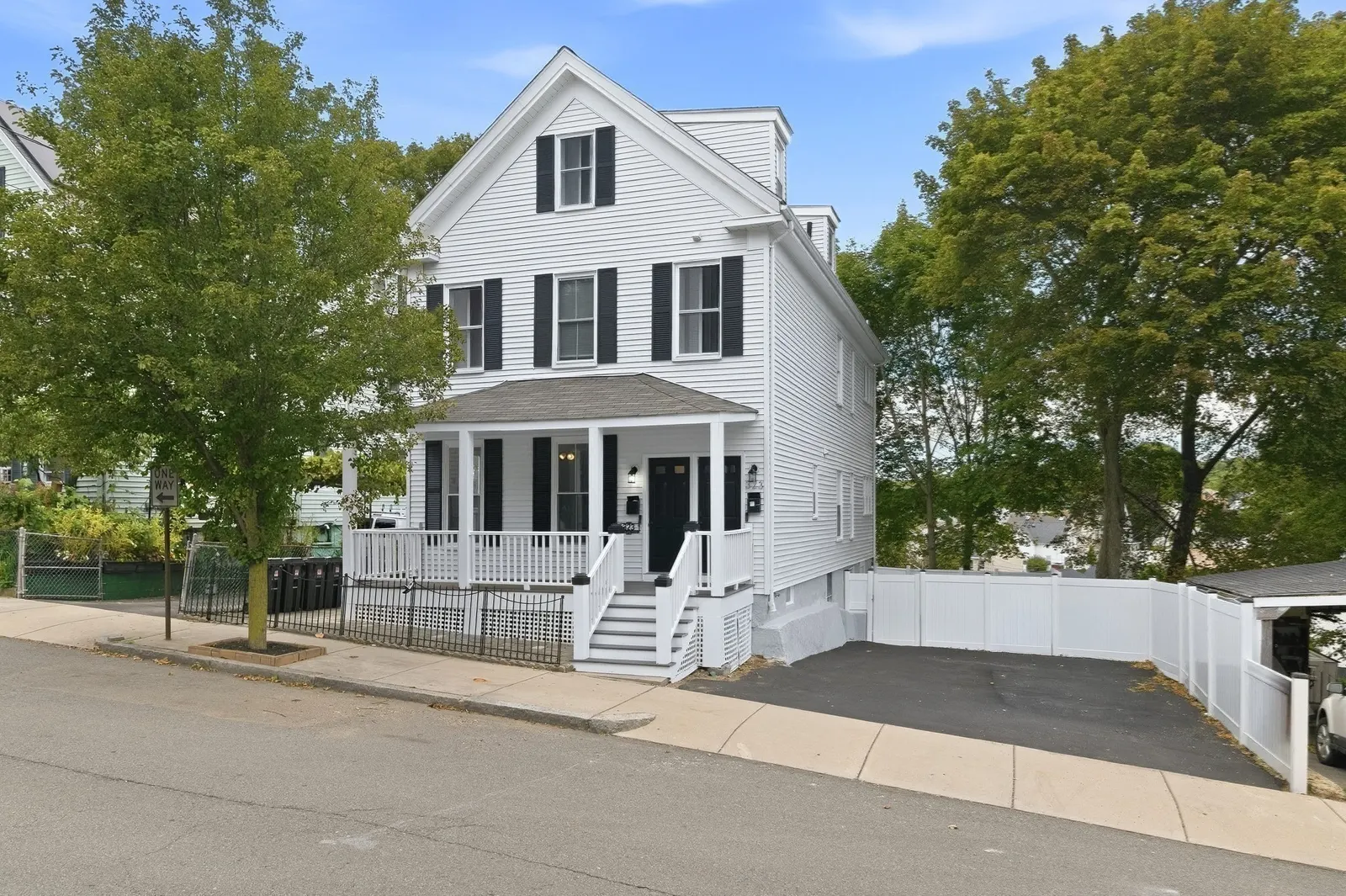 323 Bainbridge St, Malden