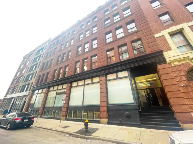 179 South St