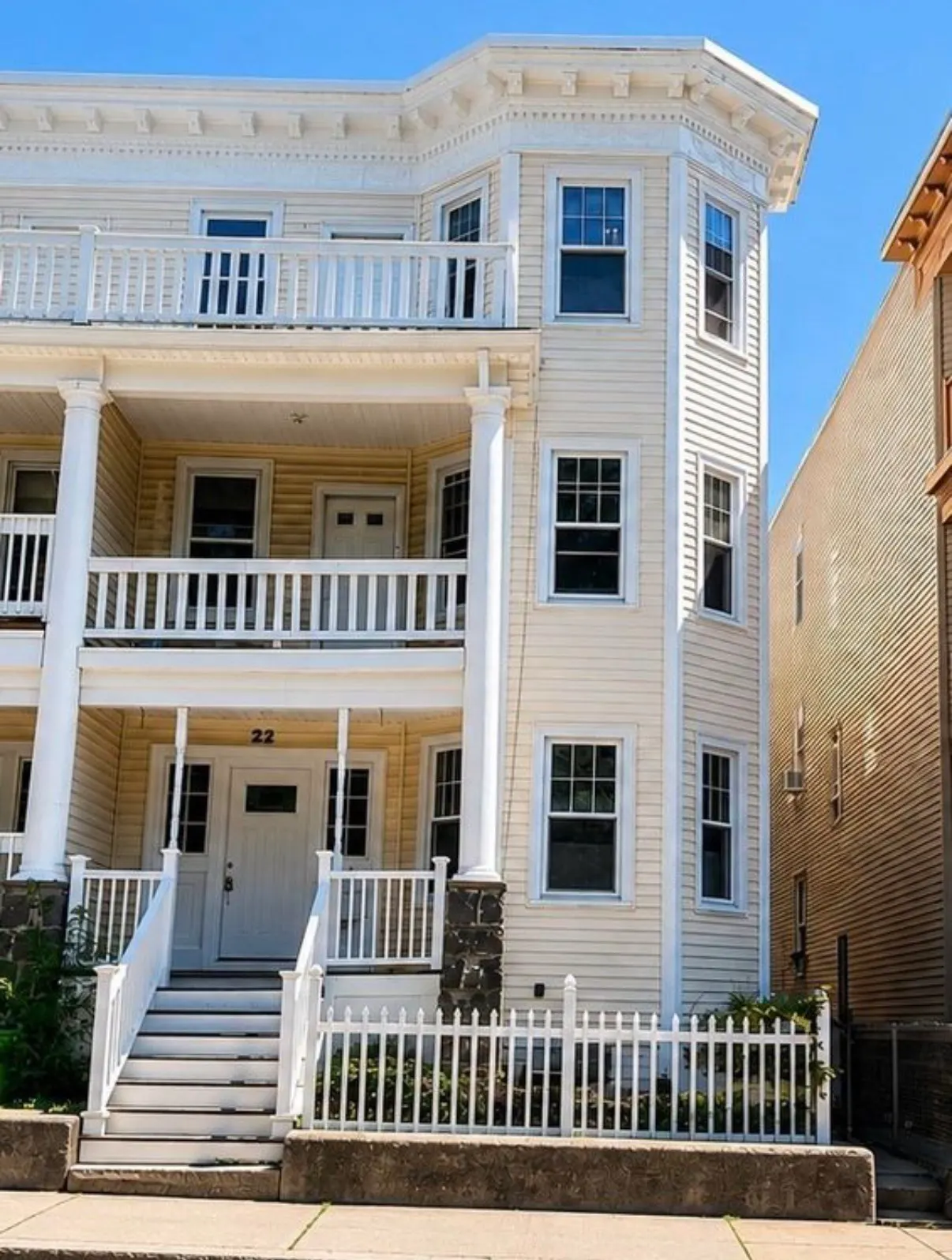 22 Fernboro #1, Boston