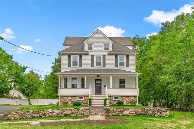 114 Hull St