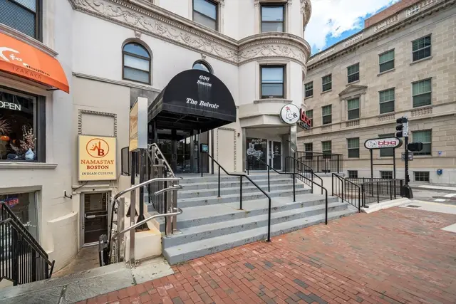 636 Beacon St #505