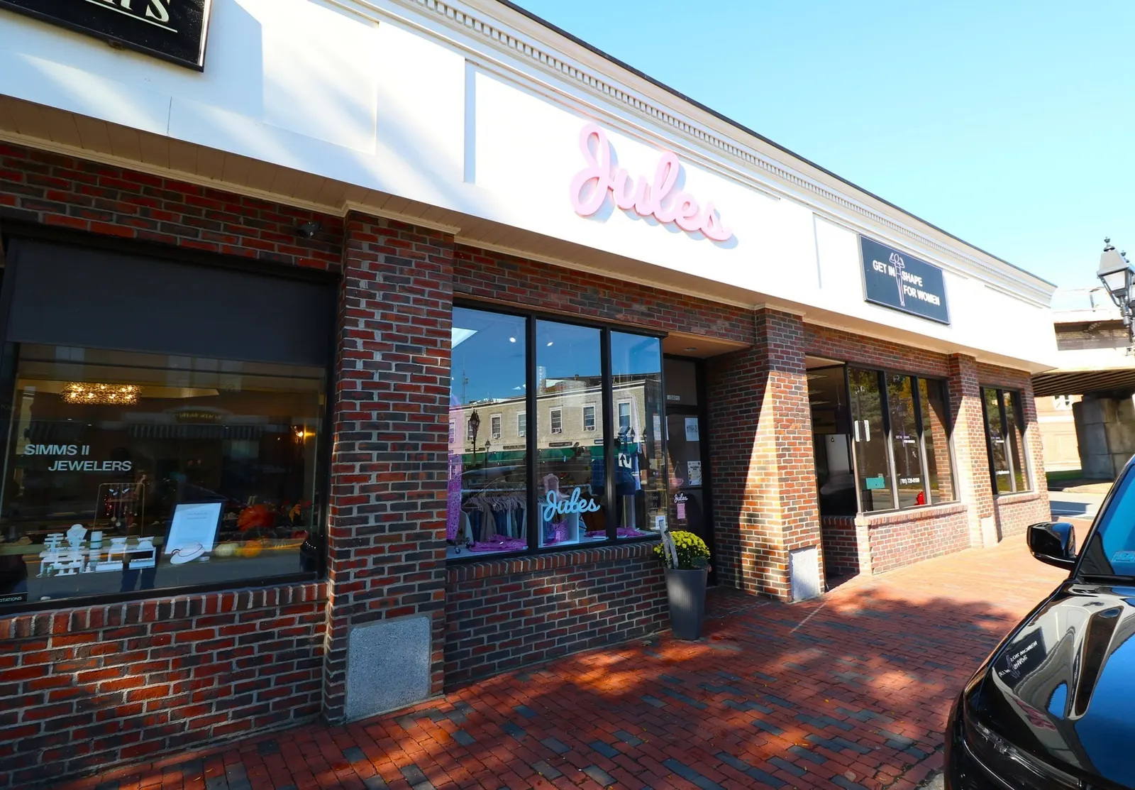 560 Main Street, Winchester