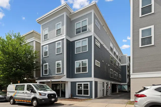 29 Ward St #103