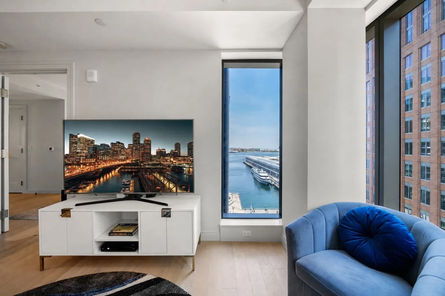 135 Seaport Blvd #1506, Boston