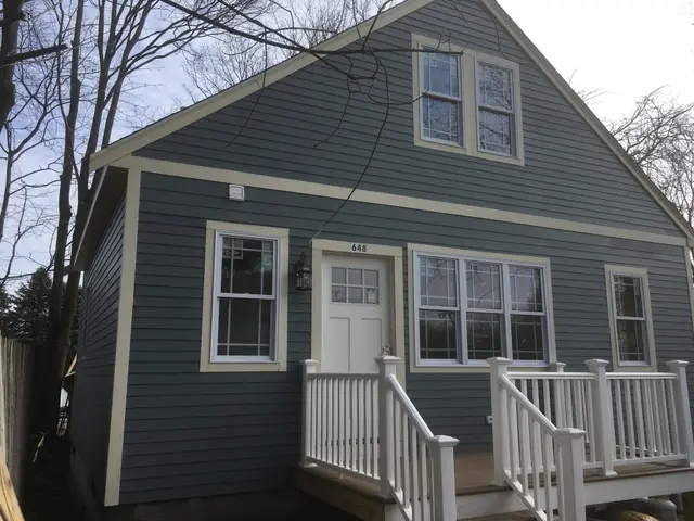 646-650 Chapman Street #648