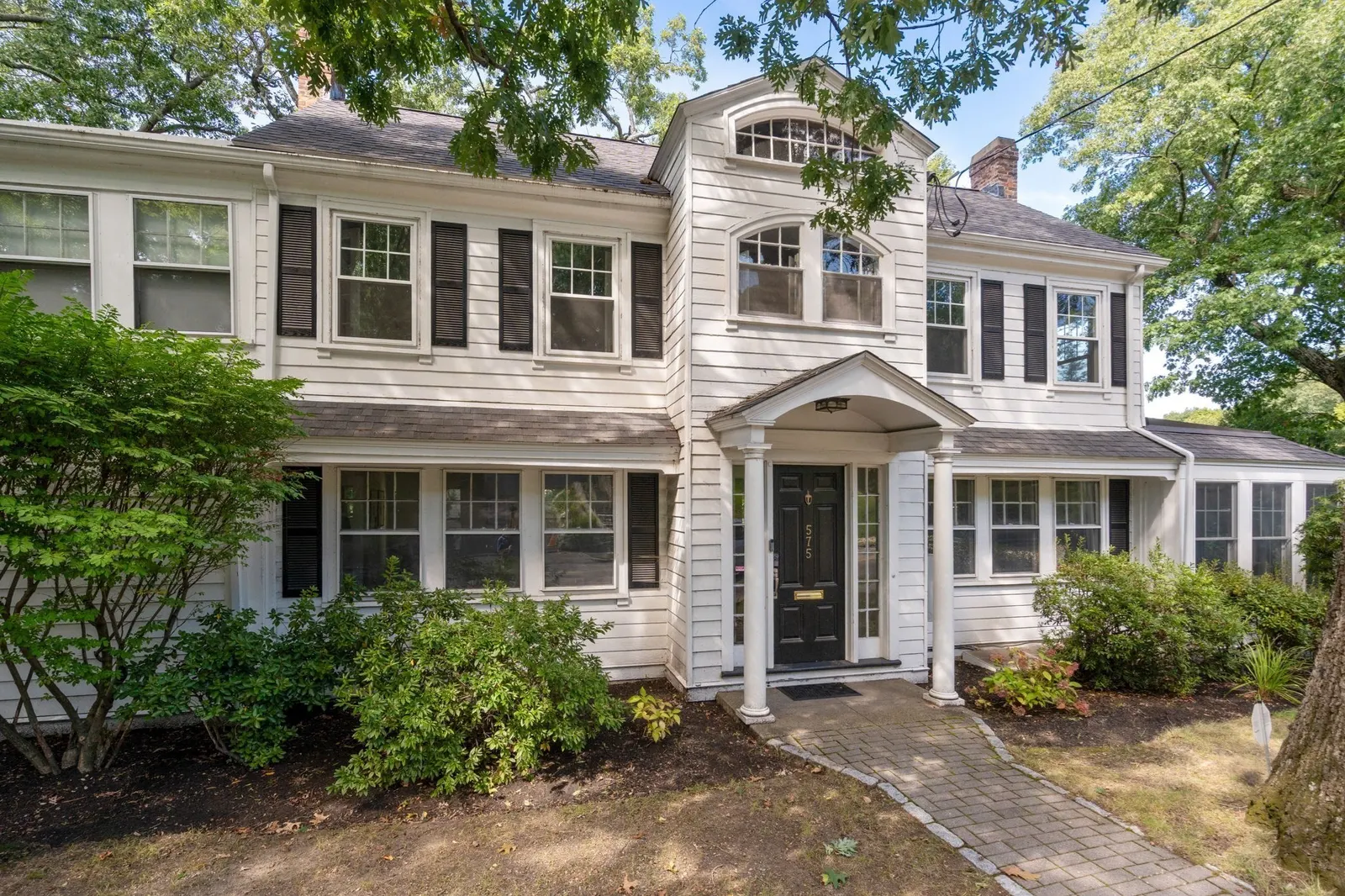 575 Chestnut Street, Newton
