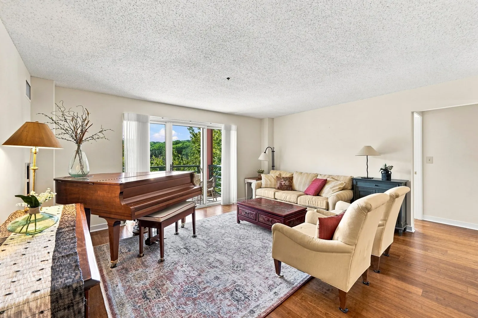 273 Cambridge Rd #505, Woburn