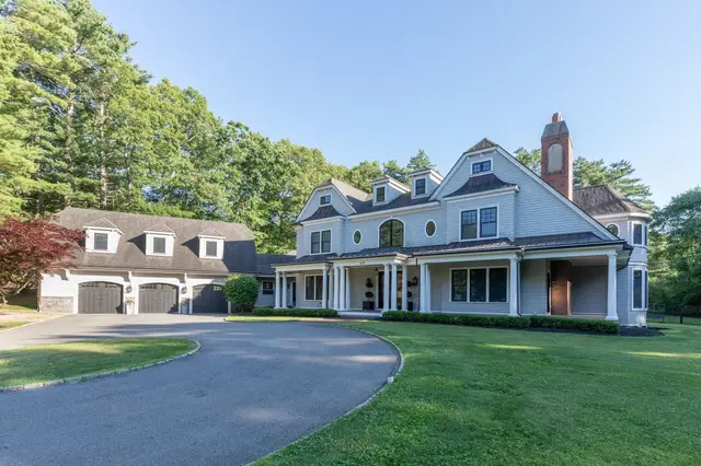 226 Cochituate Rd