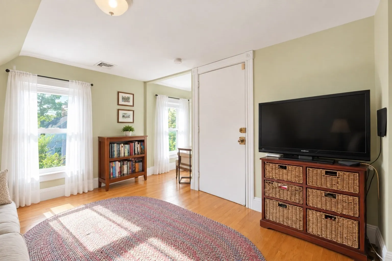 42 Cedar St #3, Somerville