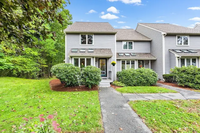 221 Maple Brook Rd #221
