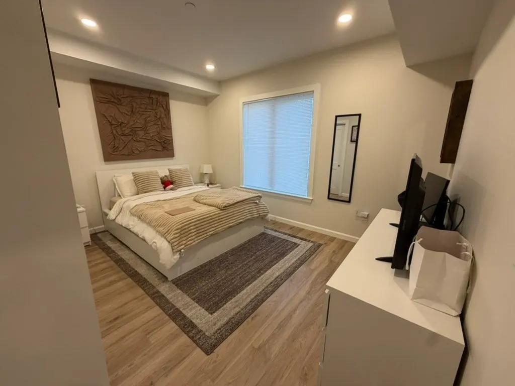 458 Washington St #103, Boston