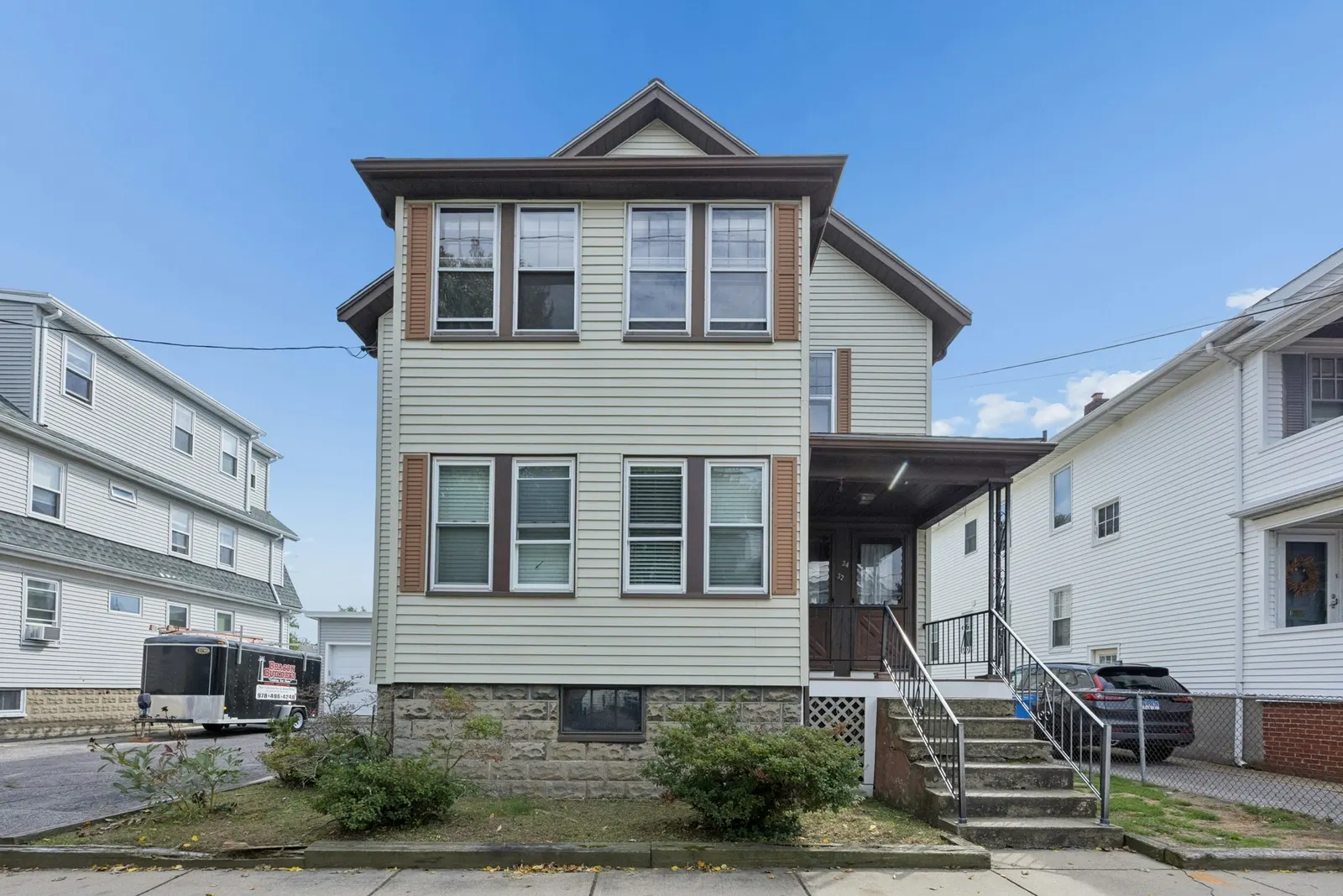 32-34 Walnut St, Belmont