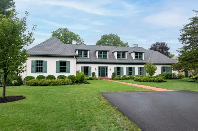 34 Rocky Ridge Lane